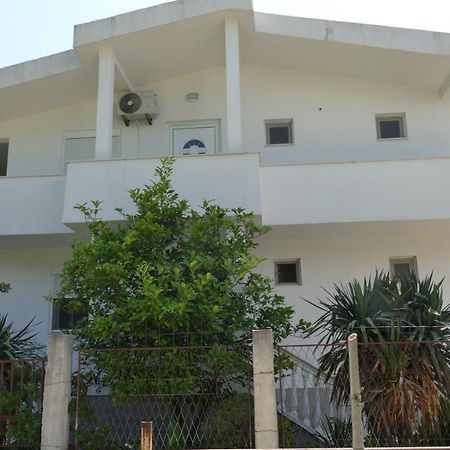 סוטומורה Apartmani Scepanovic מראה חיצוני תמונה